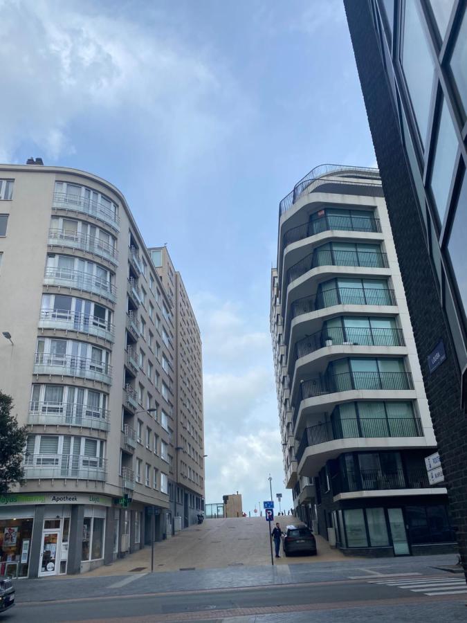 Portofino - Luxe Appartement Met Lateraal Zeezicht Ostenda Zewnętrze zdjęcie